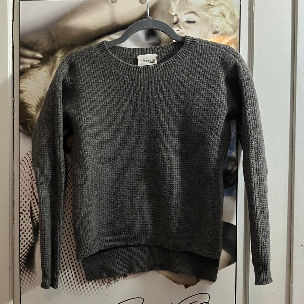6/25$ Wilfred Free Women's Charcoal Brown Crew Neck Sweater XS high low wool